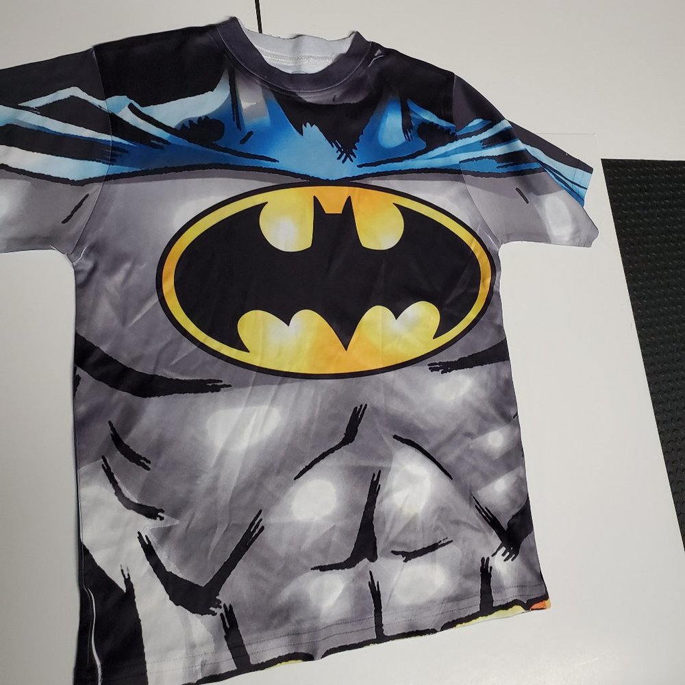 DC Comics Batman Boys T-Shirt Size SM
